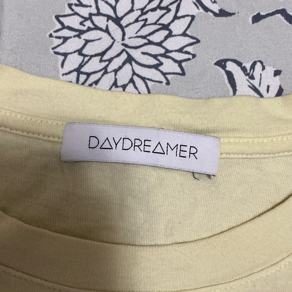 Daydreamer Yellow Leopard Graphic Tee - Picture 2 of 5